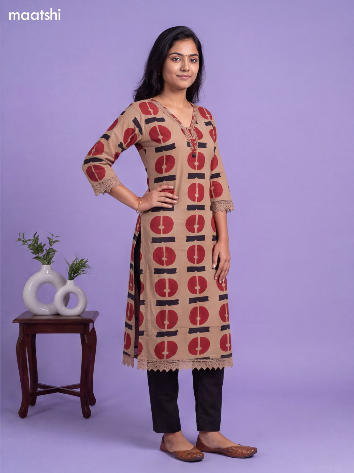 Sandal Cotton Printed & Simple Embroidery Work Neck Pattern Kurti