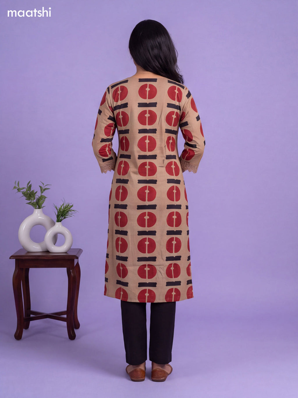 Sandal Cotton Printed & Simple Embroidery Work Neck Pattern Kurti