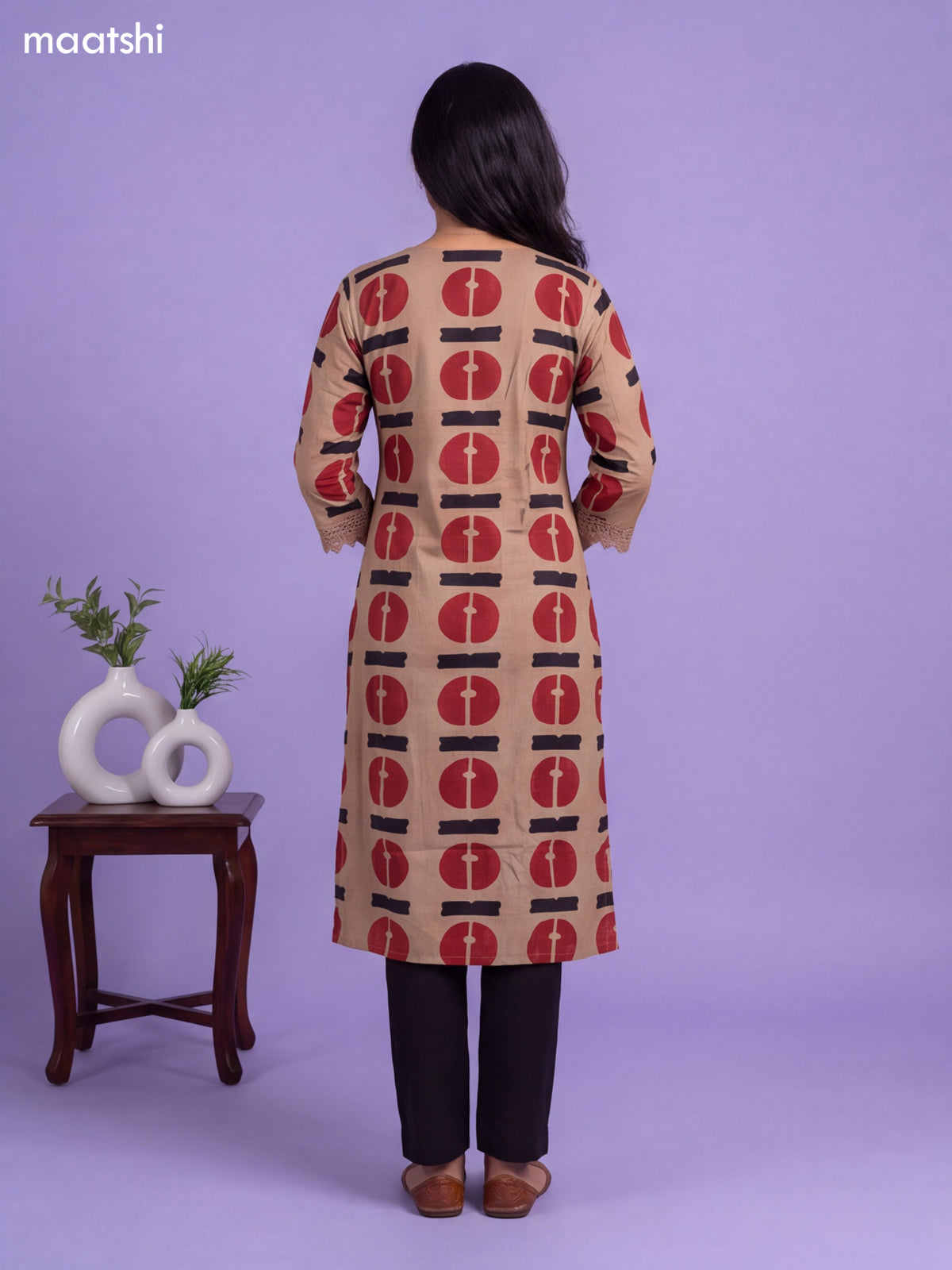 Sandal Cotton Printed & Simple Embroidery Work Neck Pattern Kurti