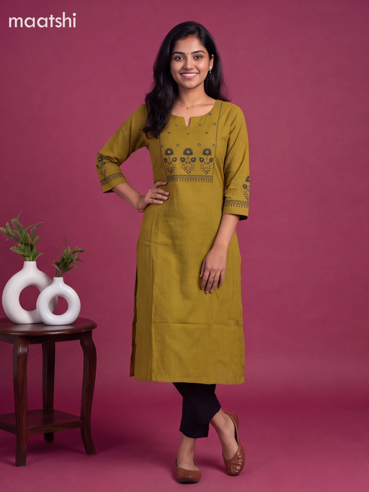 Mehandi Green Cotton Embroidery Work Straight Kurti