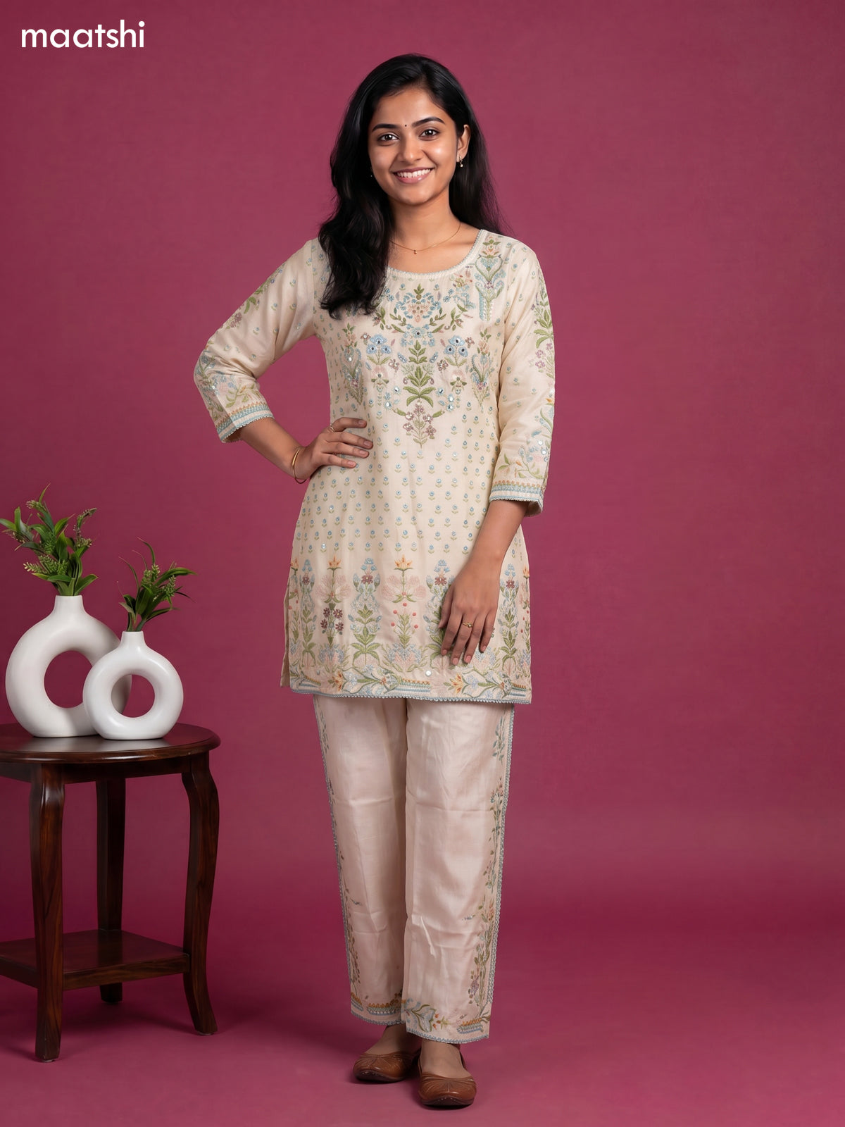 Cream Linen Cotton Printed &Embroidery Short Co-Ord Set