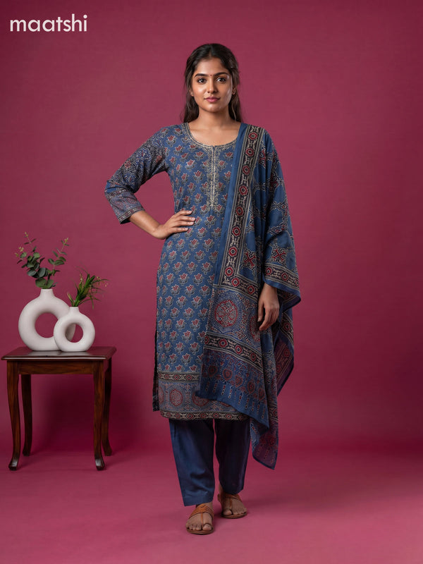 Blue Muslin Printed & Embroidery Work Straight Suit