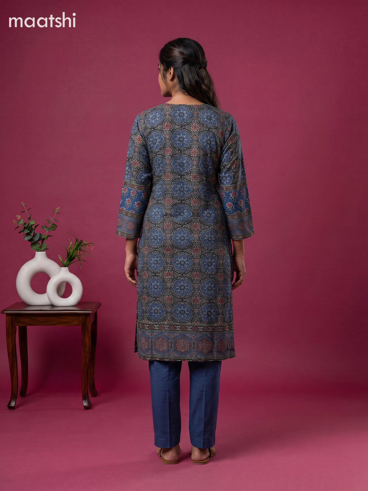 Blue Muslin Printed & Embroidery Work Straight Suit