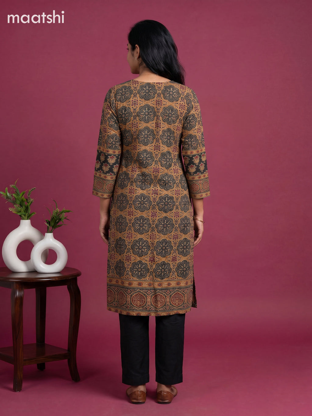 Sap Green Muslin Printed & Embroidery Work Straight Suit