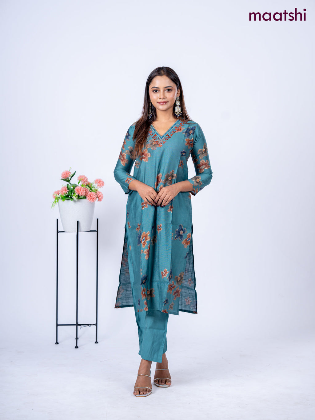 Rayon kurti set teal geen with allover prints & embroidery work v neck pattern and straight cut pant