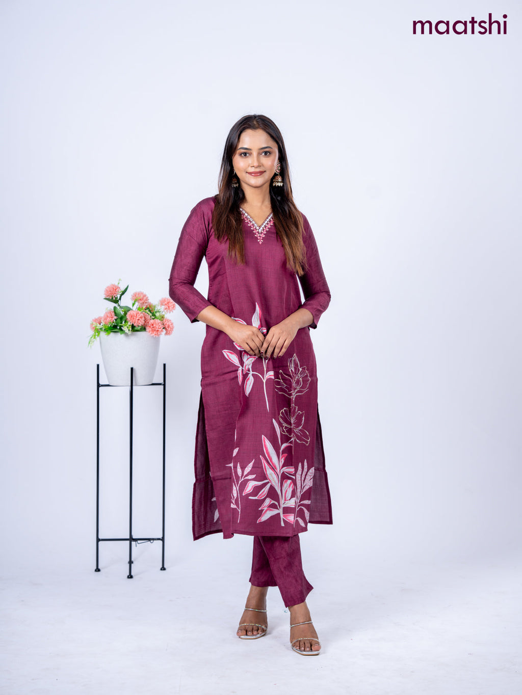 Rayon kurti set maroon with floral prints & embroidery mirror work v neck pattern and straight cut pant