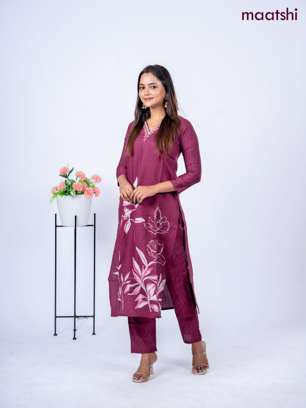 Rayon kurti set maroon with floral prints & embroidery mirror work v neck pattern and straight cut pant
