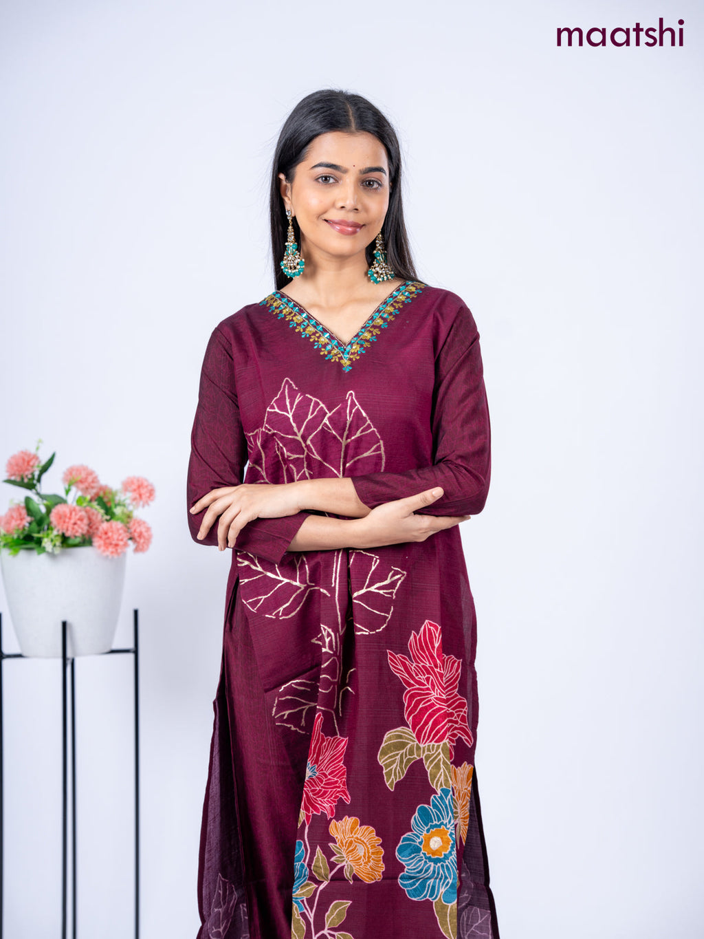 Rayon kurti set maroon with floral prints & embroidery mirror work v neck pattern and straight cut pant