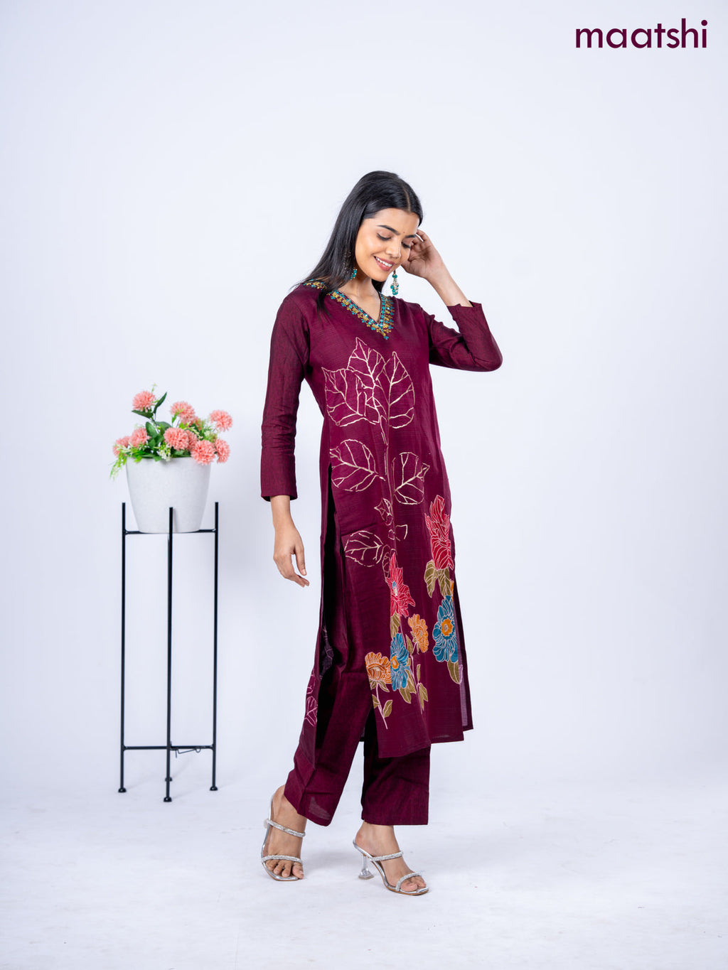 Rayon kurti set maroon with floral prints & embroidery mirror work v neck pattern and straight cut pant