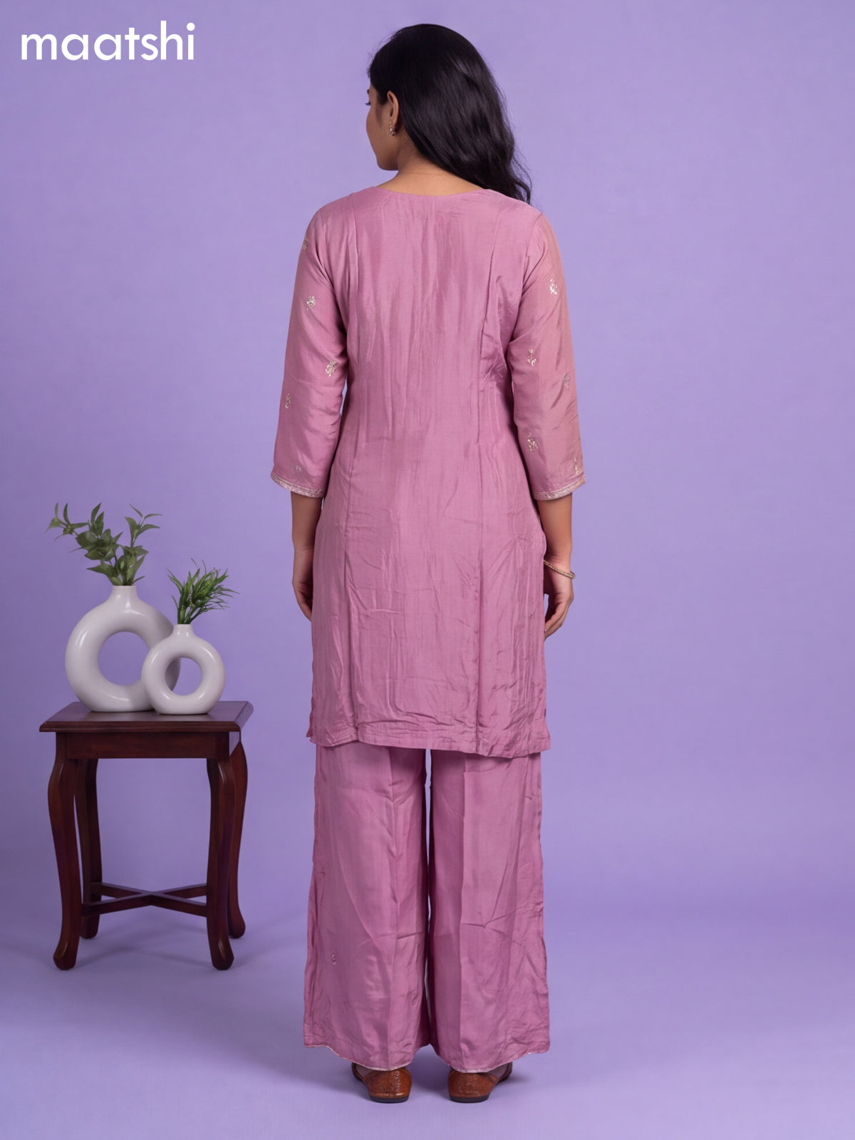 Pink Crepe Silk Embroidery Work Straight Suit