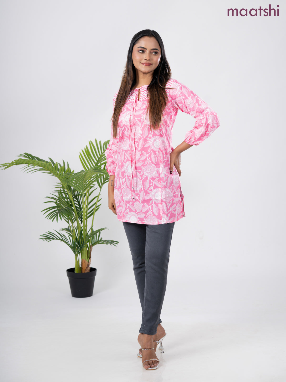 Cotton short kurti pink and off white with allover prints & simple neck pattern without pant