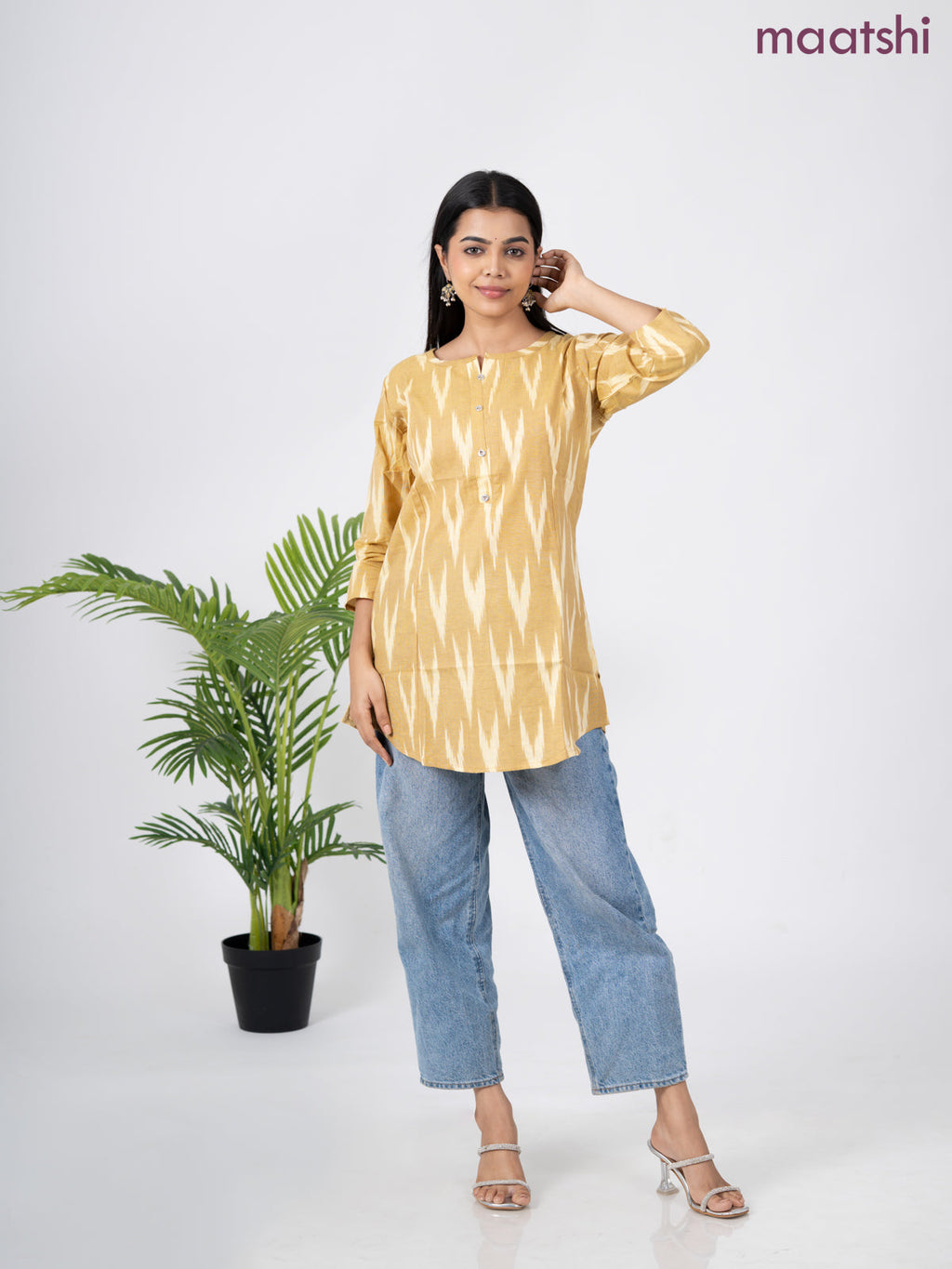 Cotton short kurti sandal with allover ikat weaves & simple neck pattern without pant