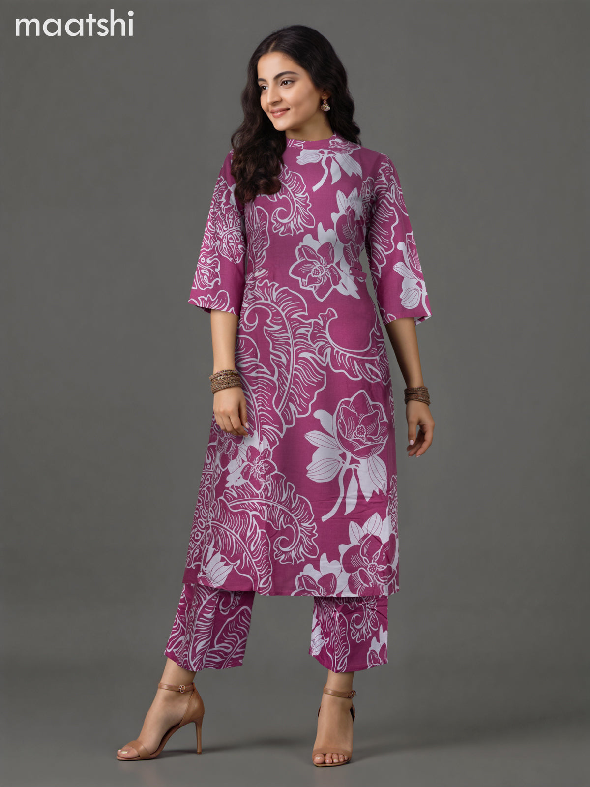 Cotton co-ord set pink and off white with allover floral prints & simple neck pattern and palazzo pant