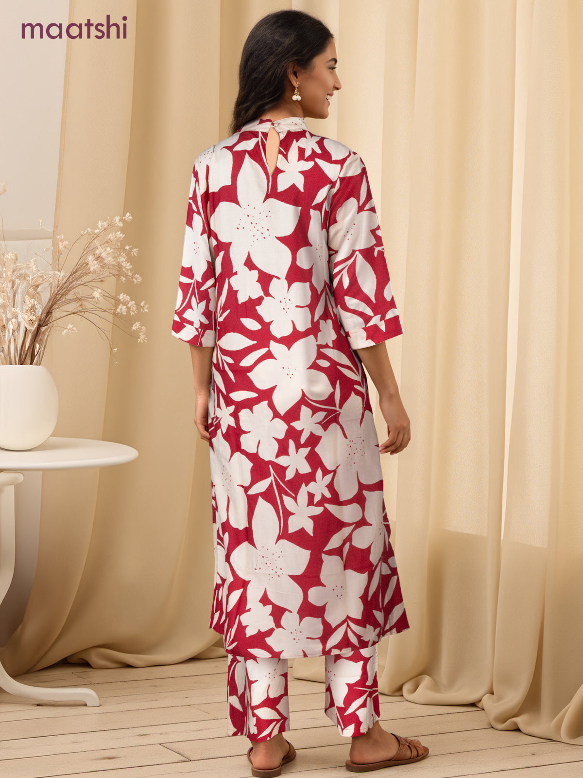 Cotton co-ord set red and cream with allover floral prints & simple neck pattern and palazzo pant