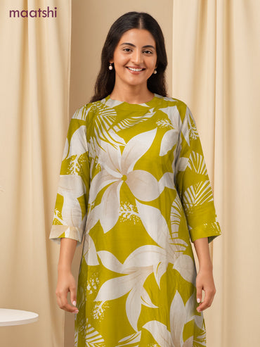 Cotton co-ord set lime green and cream with allover floral prints & simple neck pattern and palazzo pant