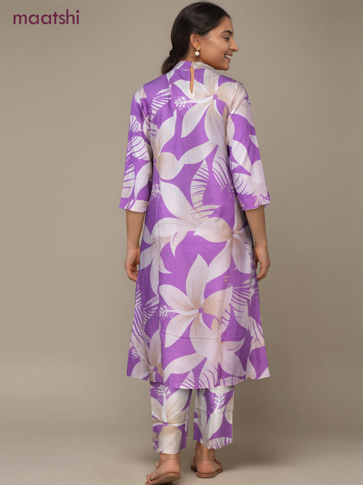 Cotton co-ord set lavender and cream with allover floral prints & simple neck pattern and palazzo pant