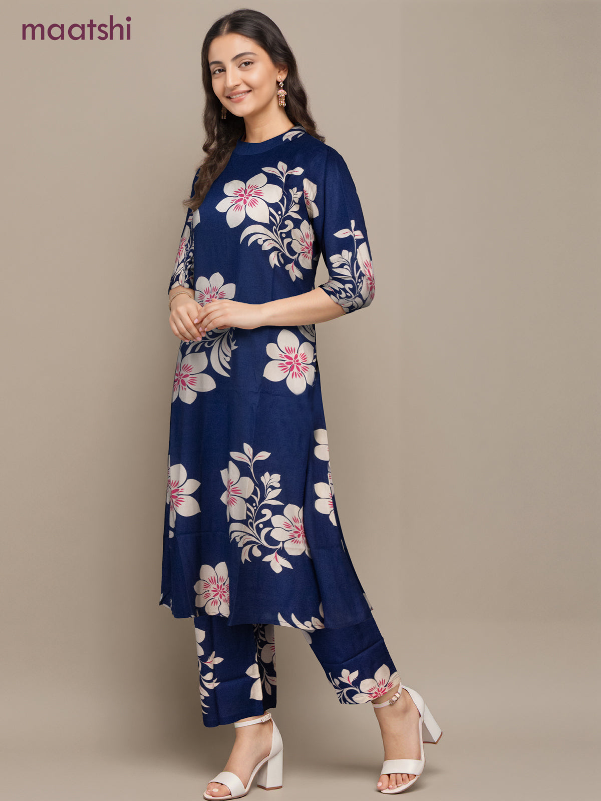 Cotton co-ord set navy blue and cream with allover floral prints & simple neck pattern and palazzo pant