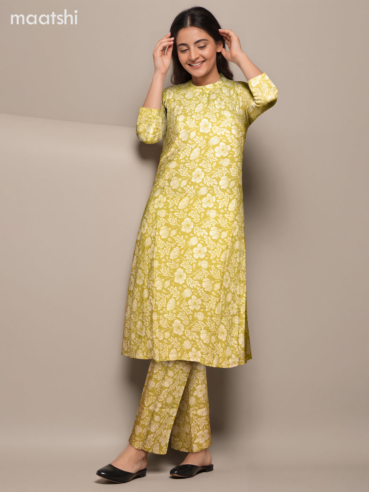 Cotton co-ord set lime green and cream with floral prints & simple neck pattern and palazzo pant