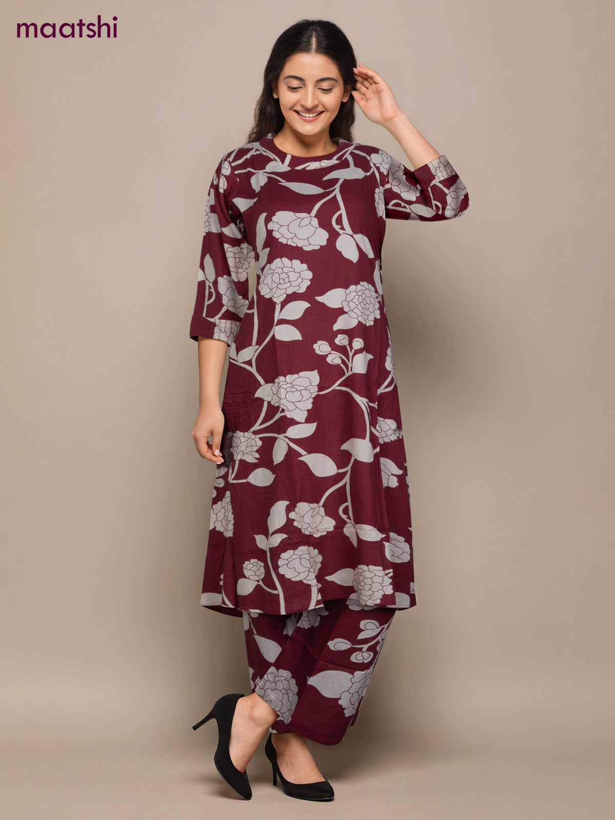 Cotton co-ord set maroon and off white with floral prints & simple neck pattern and palazzo pant