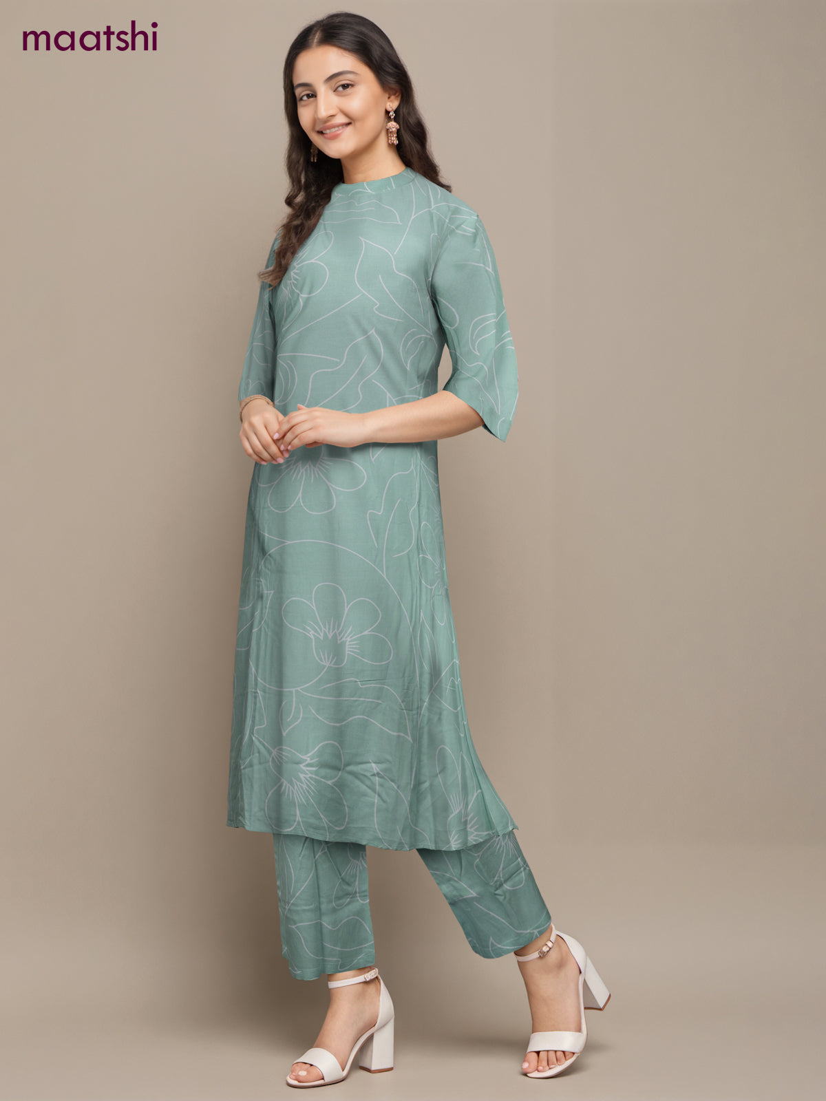 Cotton co-ord set teal shade and cream with allover floral prints & simple neck pattern and palazzo pant