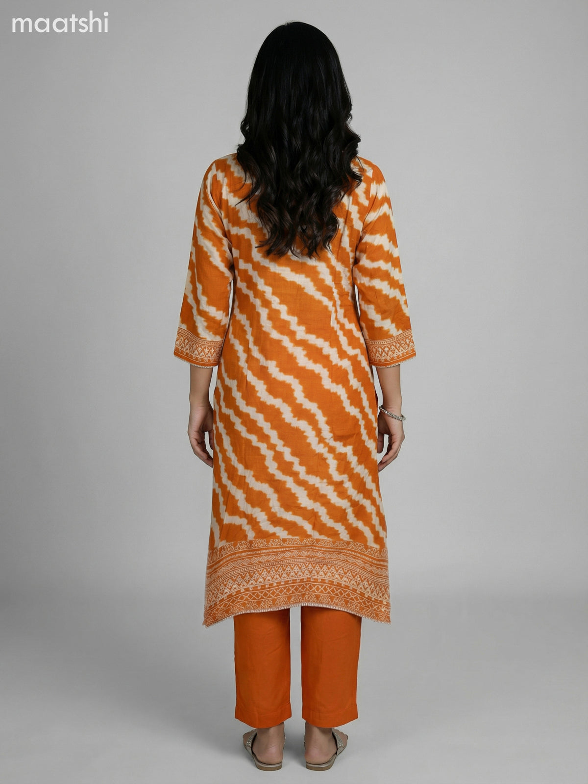 Orange and Cream Muslin Shibori Printed Fish Cut Suit