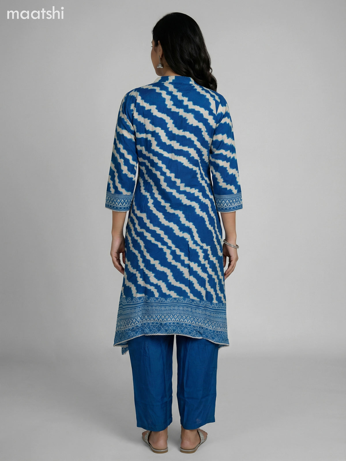 Blue and Cream Muslin Shibori Printed Fish Cut Suit