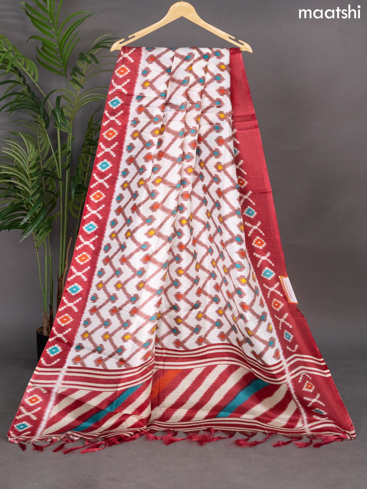 Off White and Maroon Semi Tussar With Warli Printed Dupatta