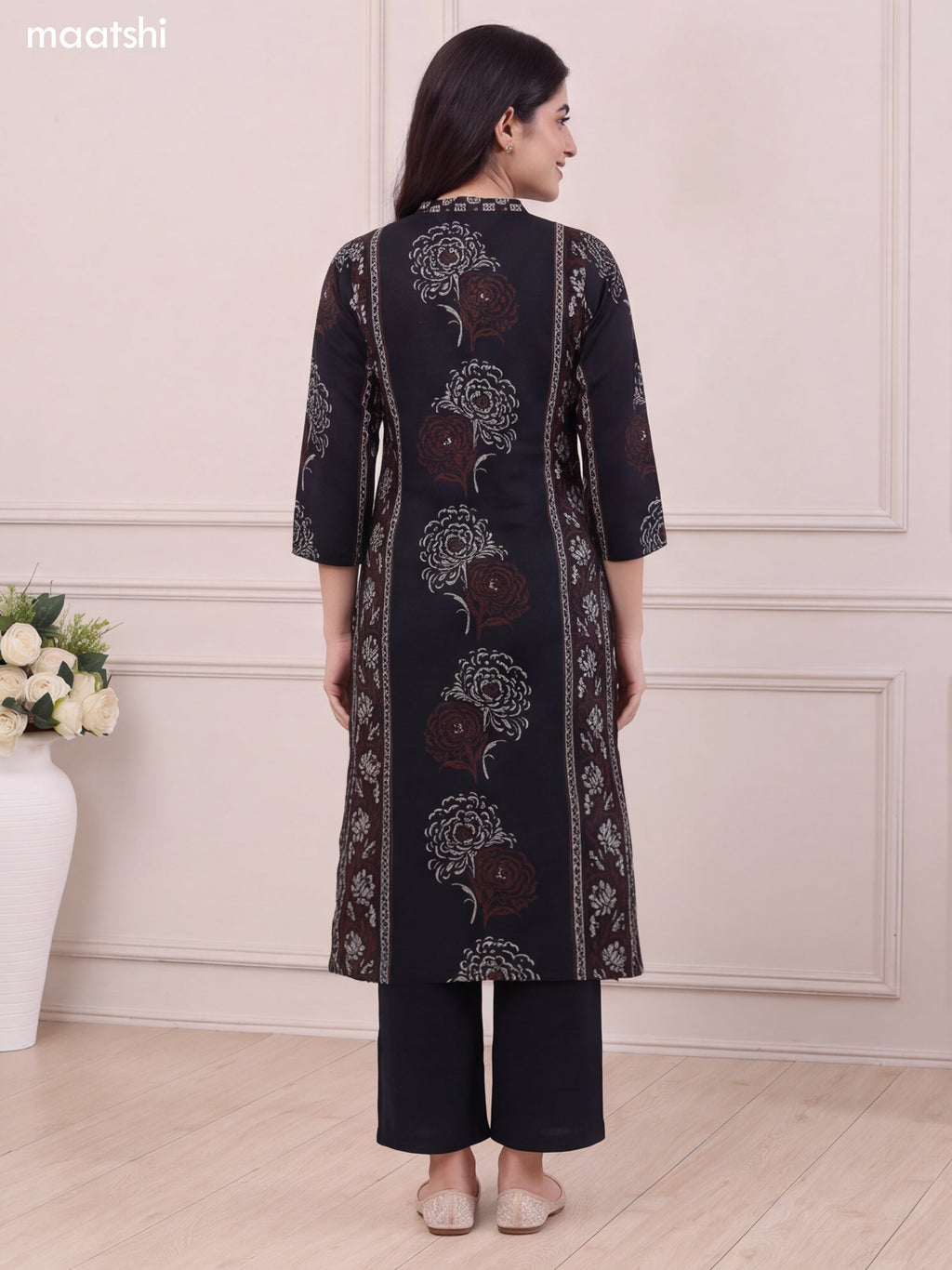 Black and Dark Peacock Green Rayon Floral Printed & Embroidery Work A-Line Kurti Set
