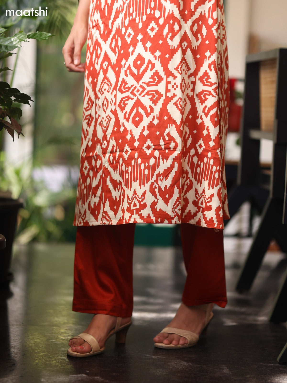 Rust and Cream Muslin Ikat Printed Kurti Set