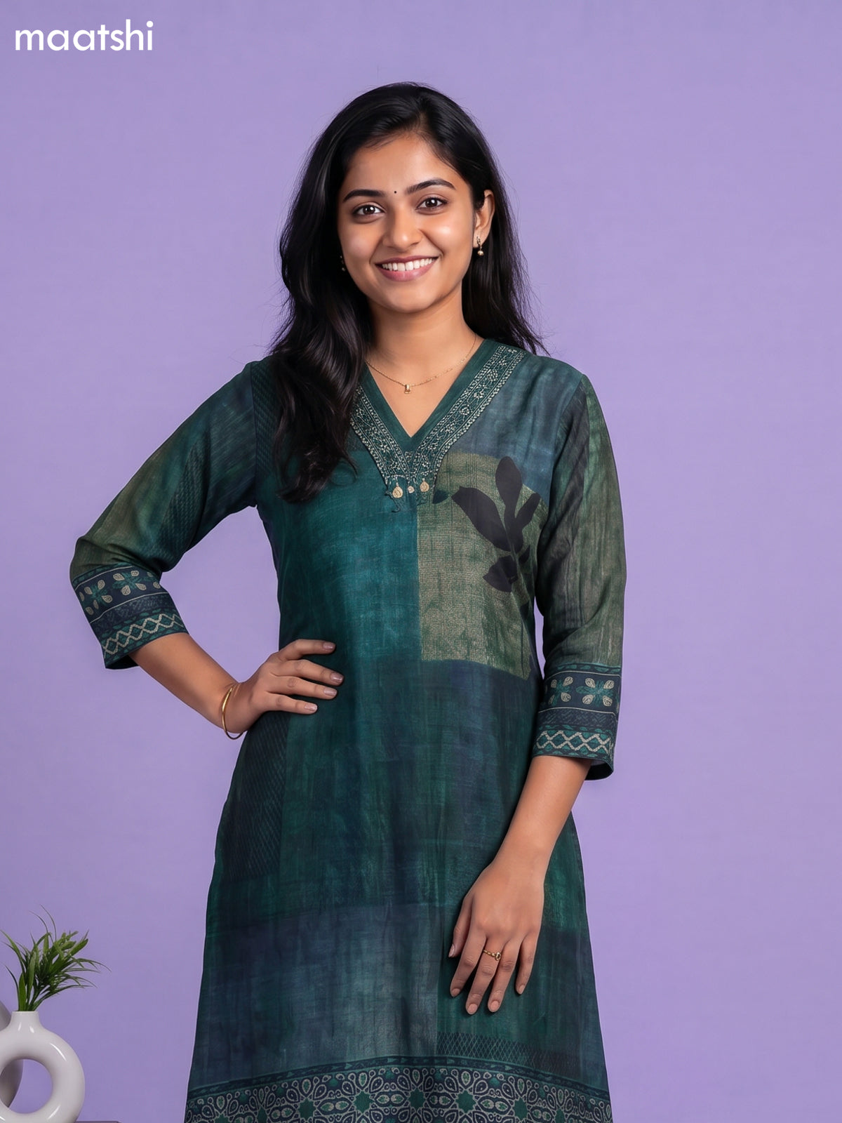 Green Art Tussar Printed & Embroidery Work Fish Cut Kurti Set