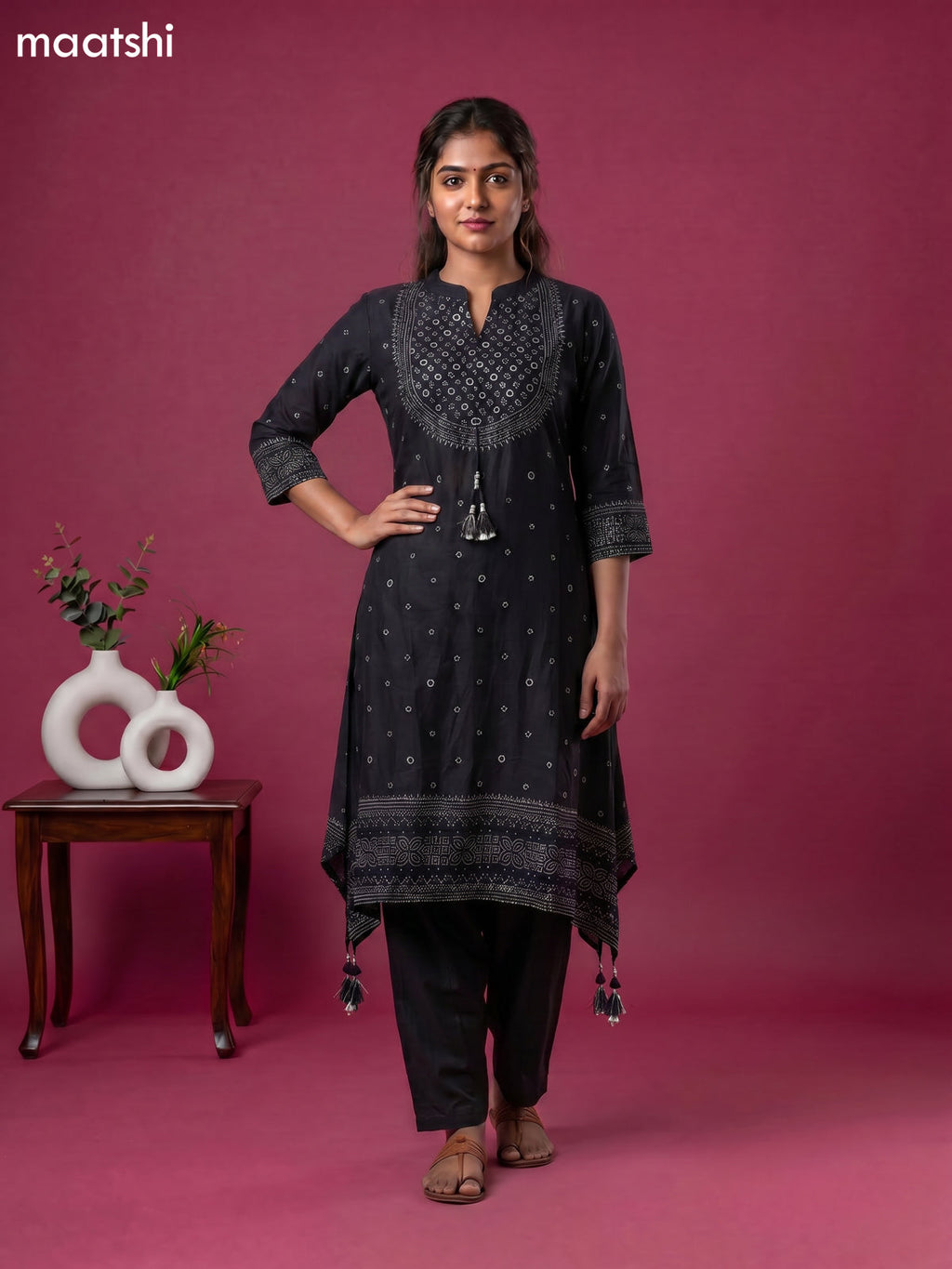Black Art Tussar Printed Fish Cut Kurti Set