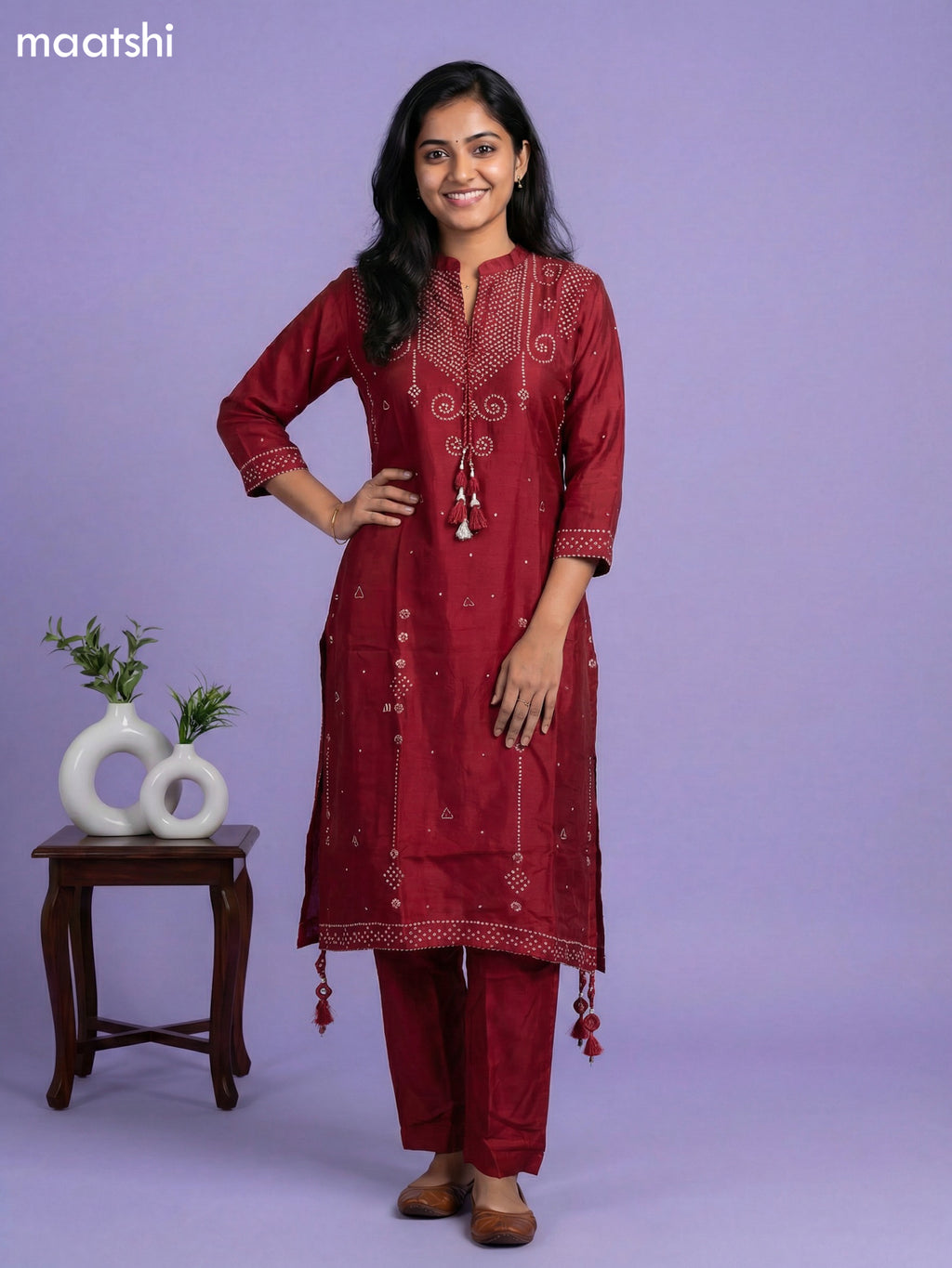 Maroon Art Tussar Bandhini Printed Fish Cut Kurti Set