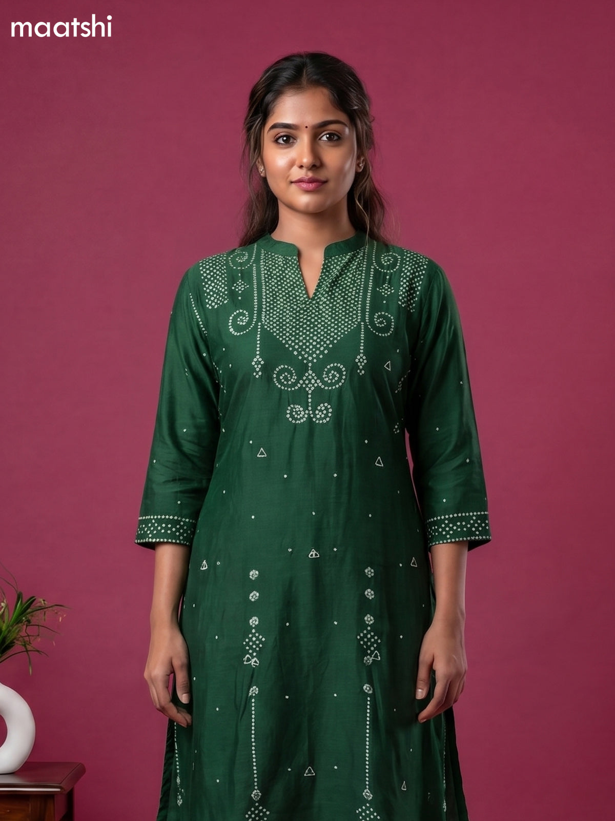 Green Art Tussar Bandhini Printed Fish Cut Kurti Set