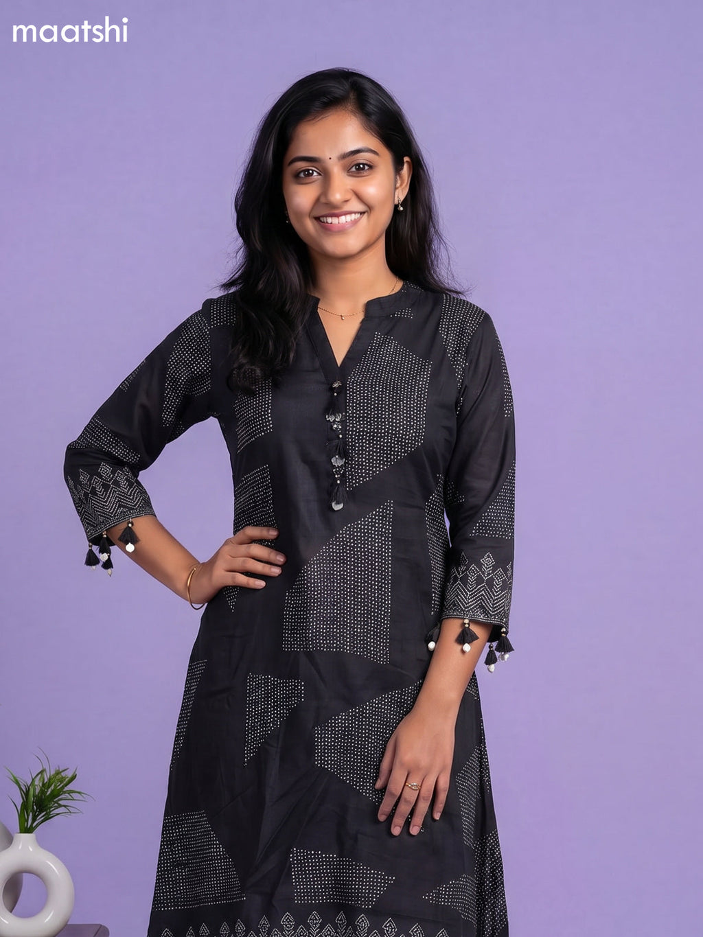 Black Art Tussar Printed Fish Cut Kurti Set