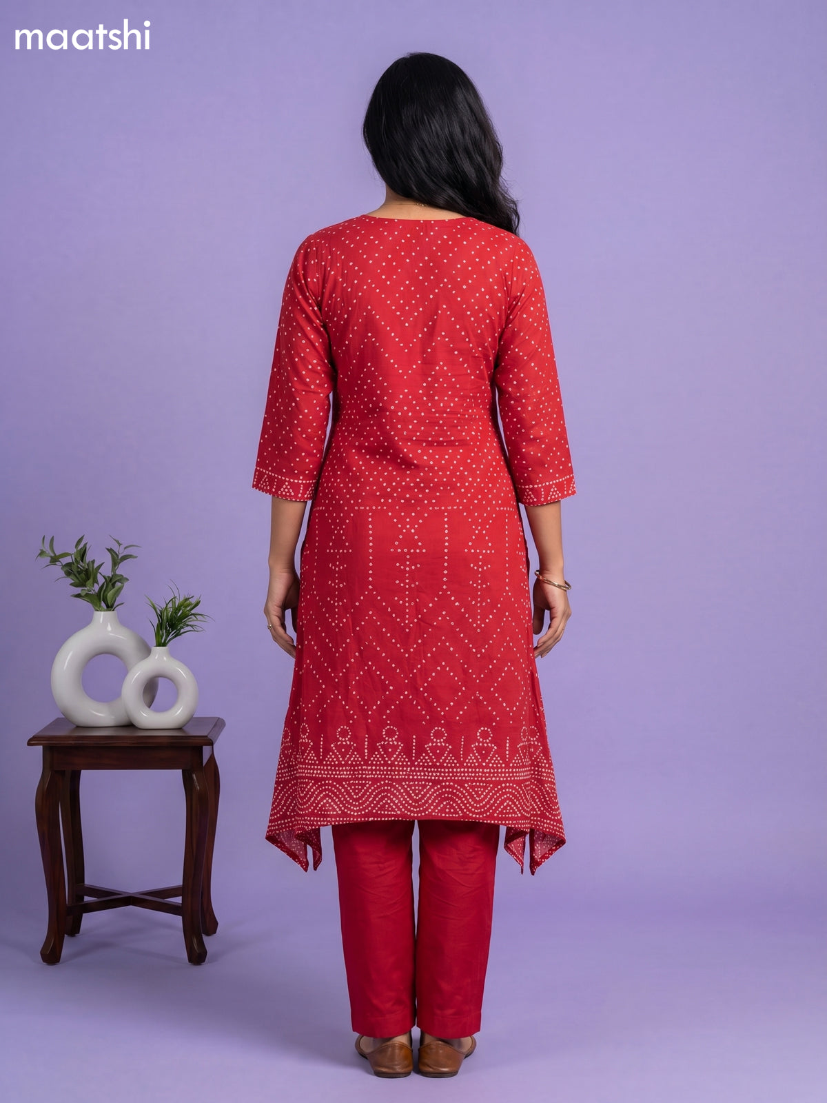 Red Art Tussar Bandhini Printed Fish Cut Kurti Set