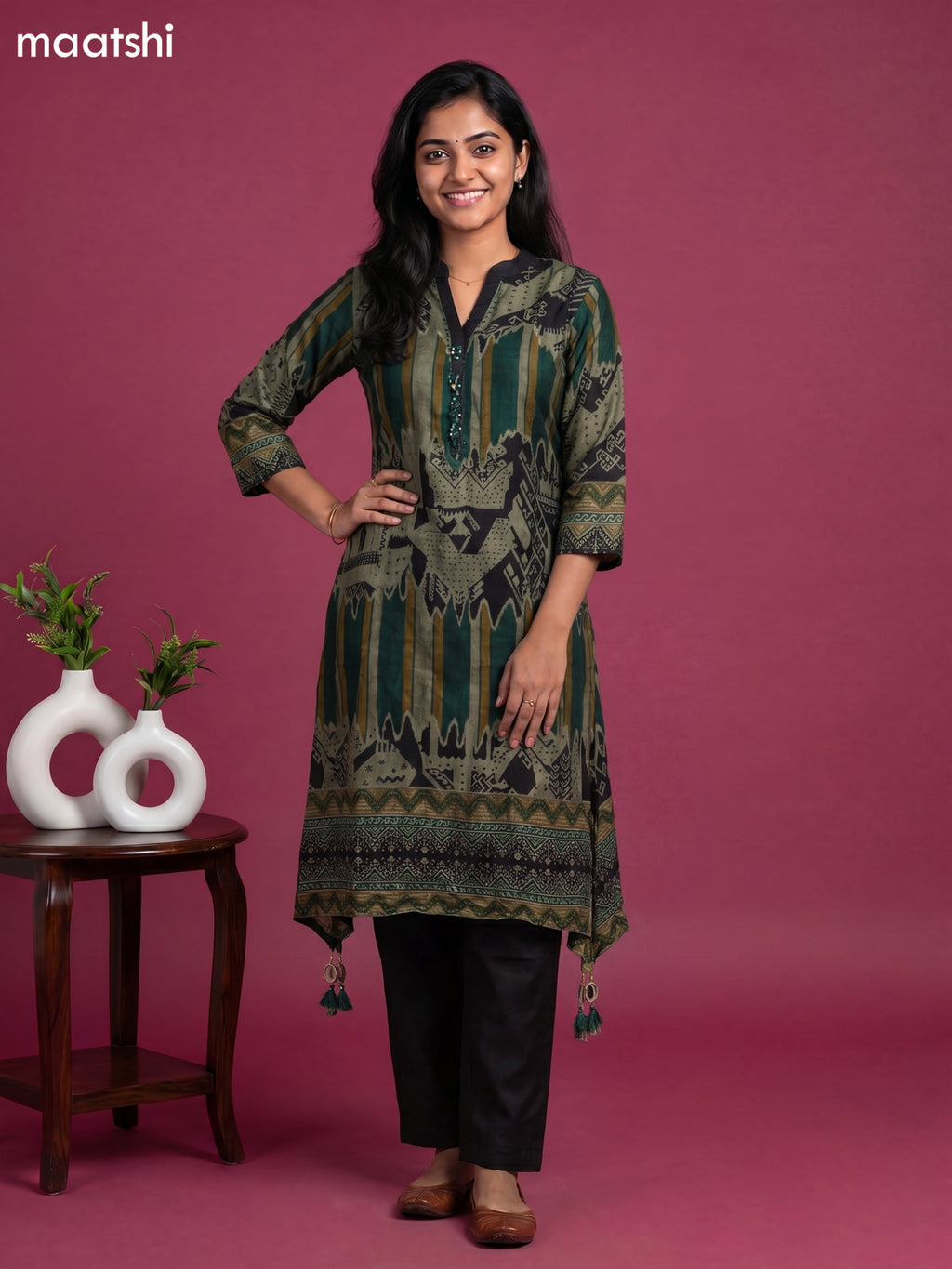 Pastel Green and Black Art Tussar Printed Fish Cut Kurti Set