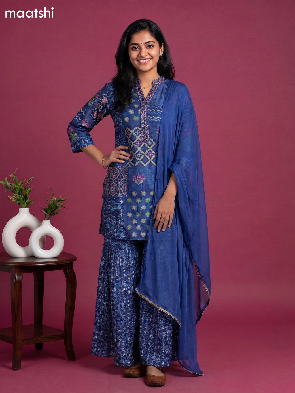 Blue Art Tussar Printed Straight Suit