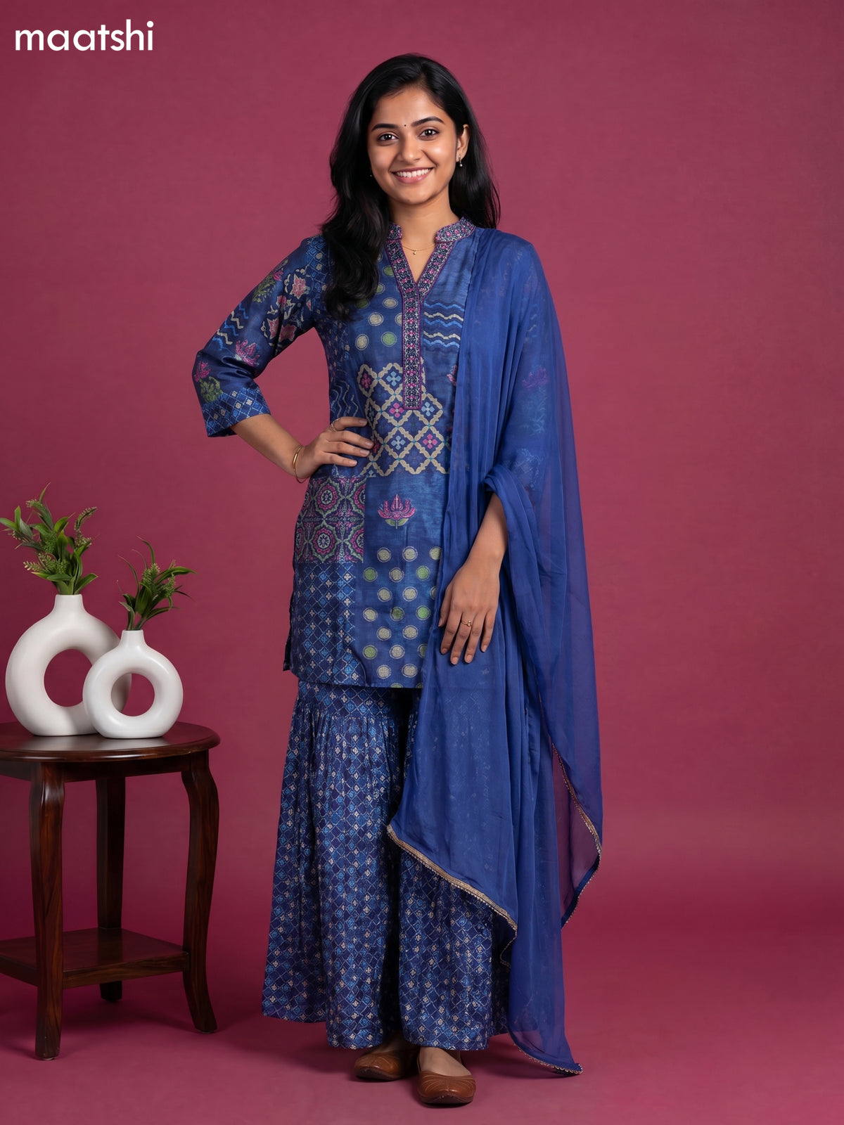Blue Art Tussar Printed Straight Suit