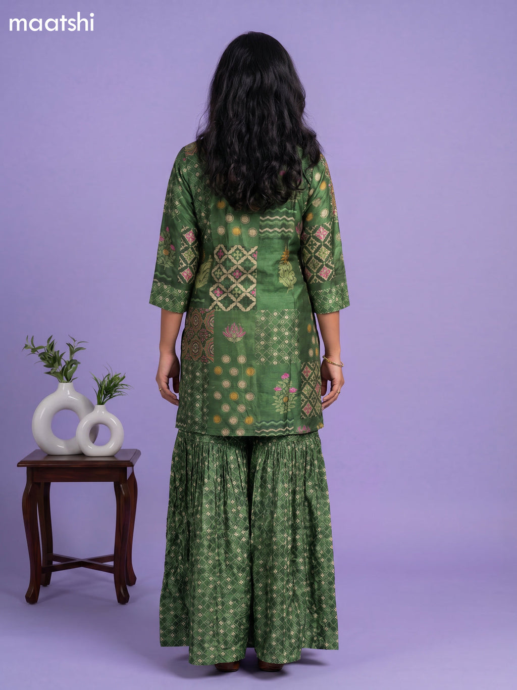 Green Art Tussar Printed Straight Suit