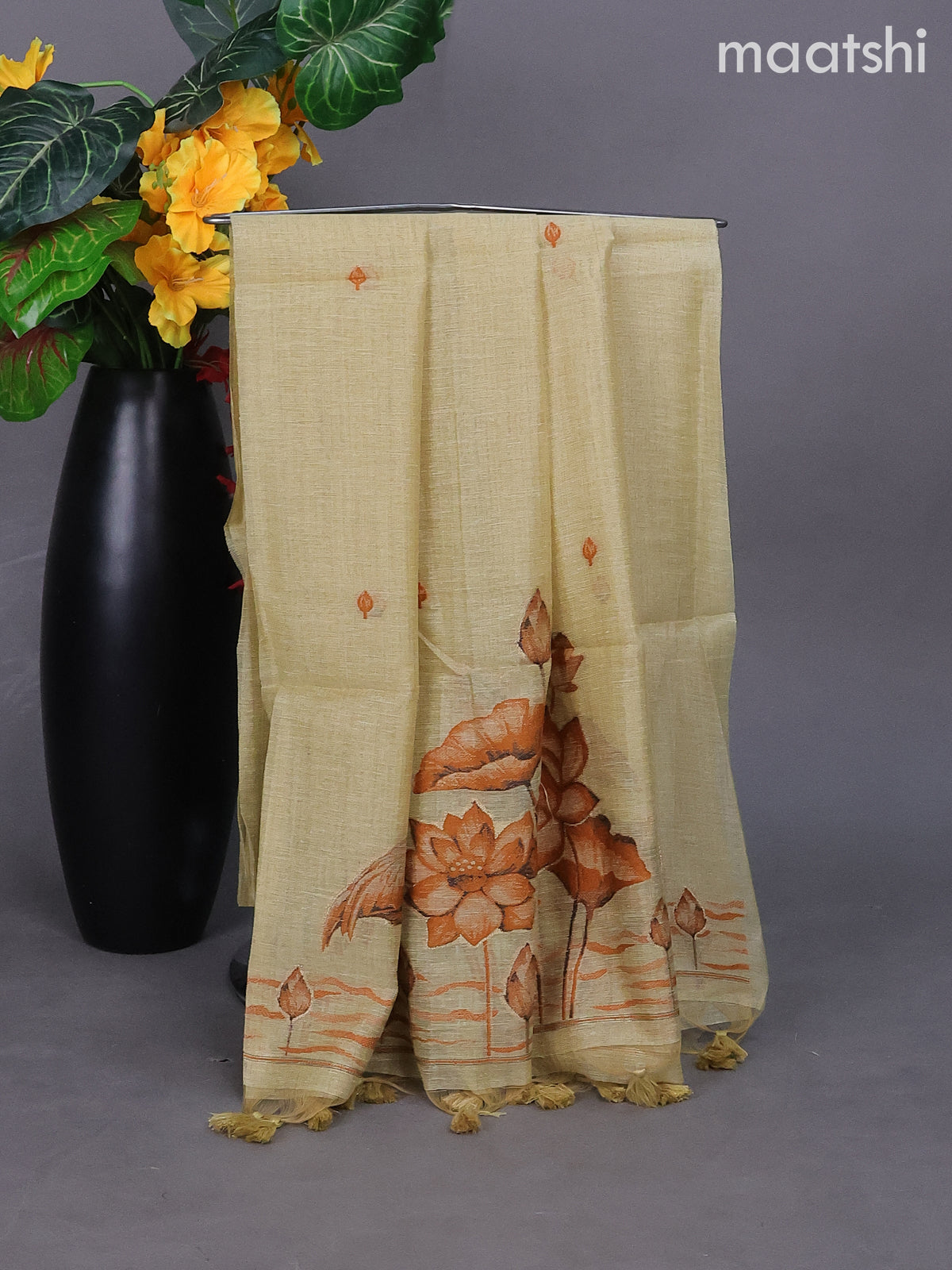 Sandal Linen Tissue Dress Material With Thread Buttas