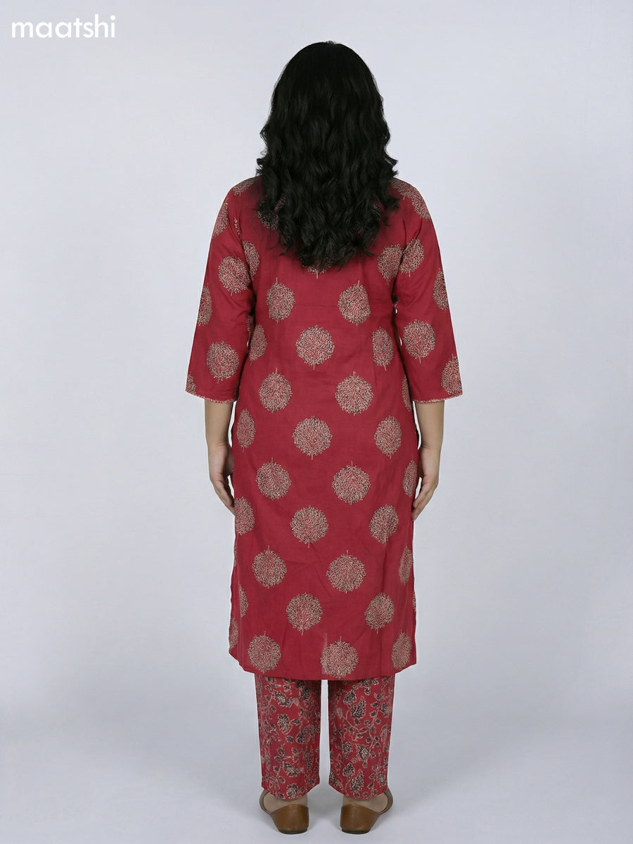 Dark Magenta Pink Cotton Printed Straight Suit