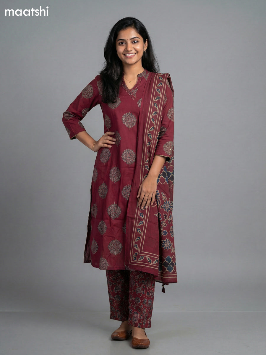 Dark Magenta Pink Cotton Printed Straight Suit