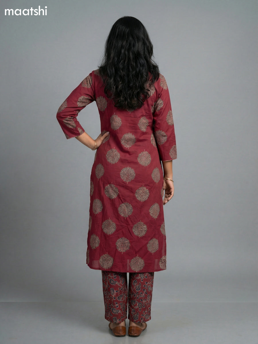 Dark Magenta Pink Cotton Printed Straight Suit