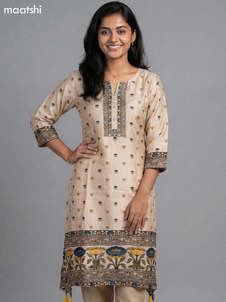 Cream Muslin Kalamkari Printed Fish Cut Suit