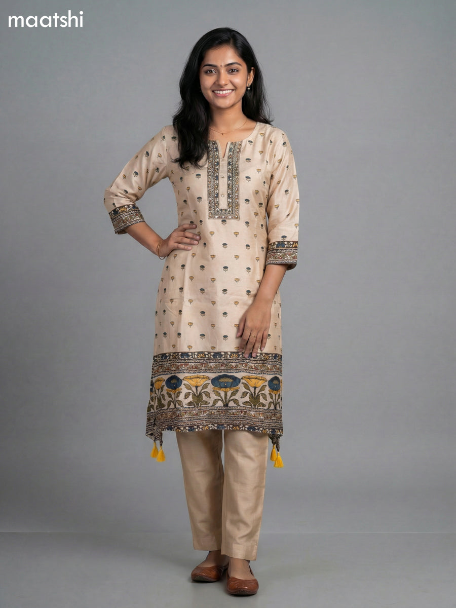Cream Muslin Kalamkari Printed Fish Cut Suit