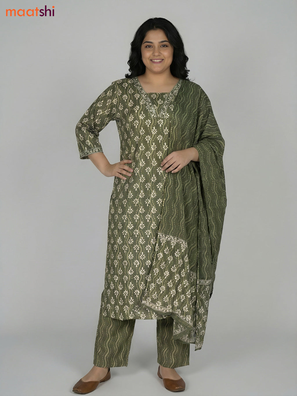 Green Cotton Printed Straight Suit