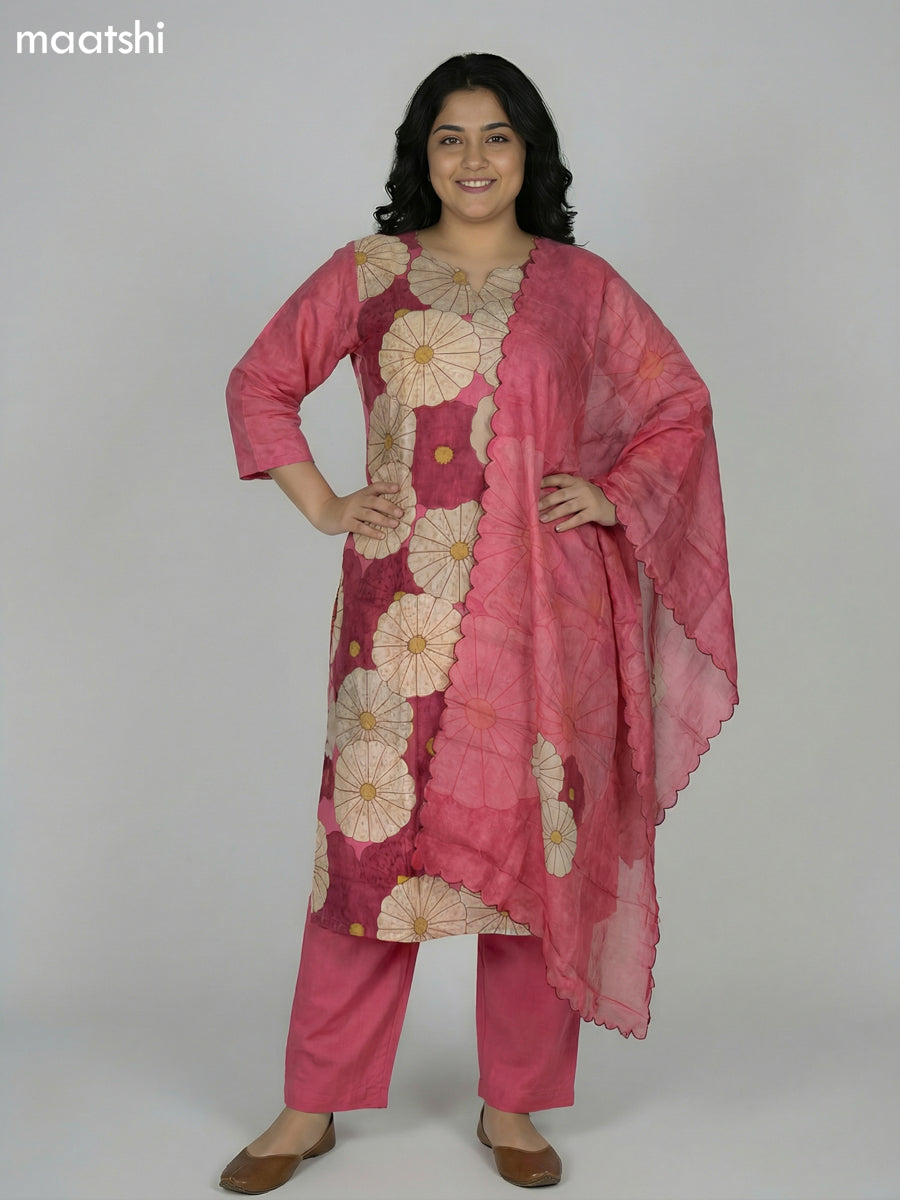 Reddish Pink Art Tussar Kantha Stitch Work Straight Suit