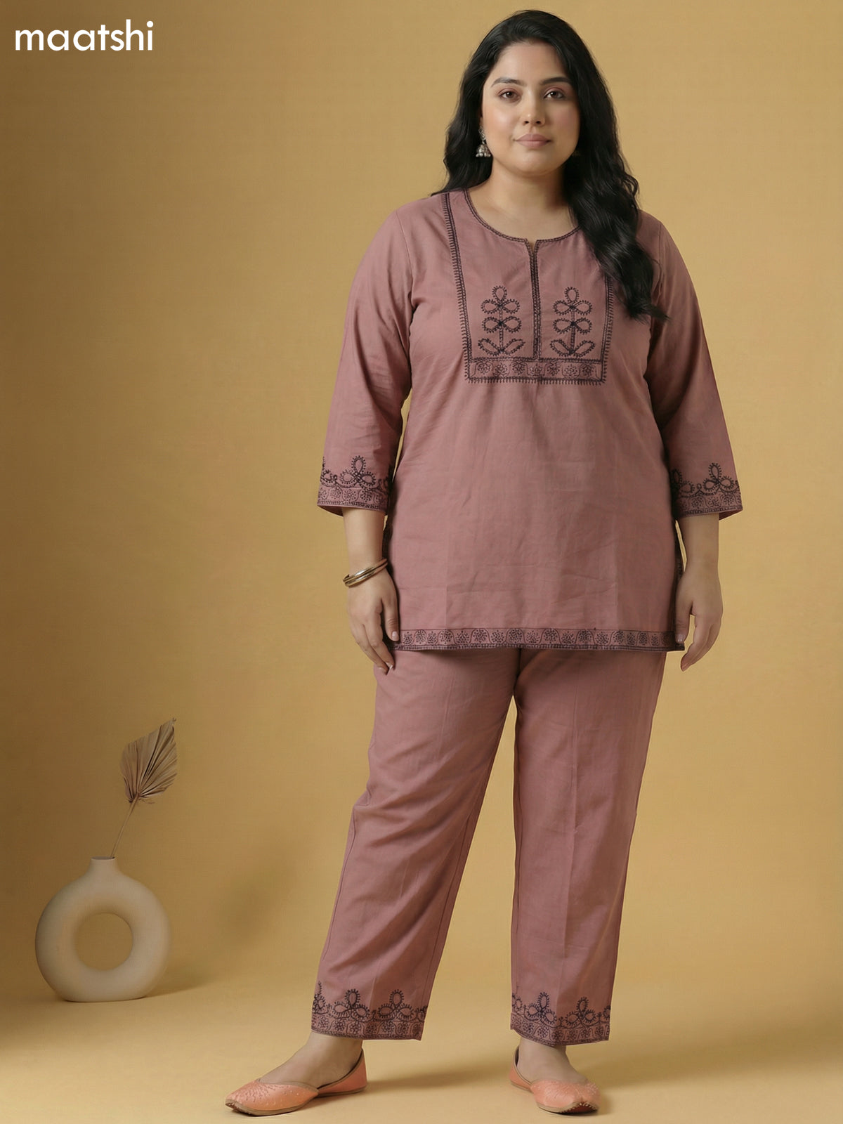Pastel Maroon Cotton Embroidery Work Kurti Set