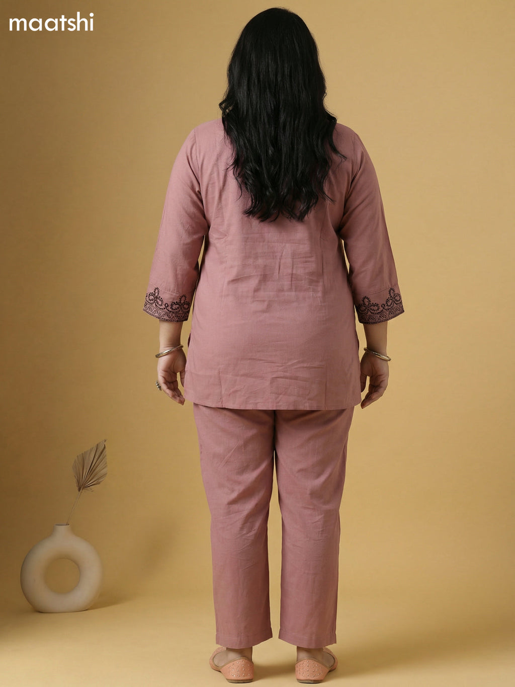 Pastel Maroon Cotton Embroidery Work Kurti Set
