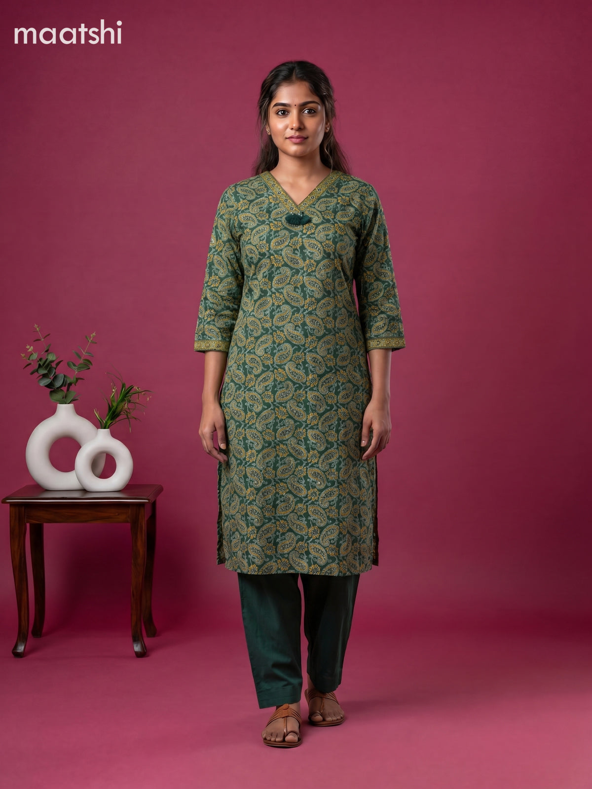 Green Cotton Printed & Embroidery Work Kurti Set